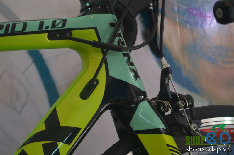 Xe dap toan thang-Xe đạp đua TRINX RAPID 1.0 2016 Xanh đen