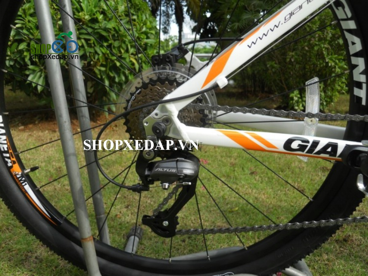 Xe đạp Giant 2014 ATX 830