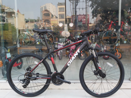 Xe đạp thể thao GIANT ATX 618 2020 Đen đỏ