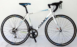 Xe đạp thể thao GIANT WINDMARK 2500