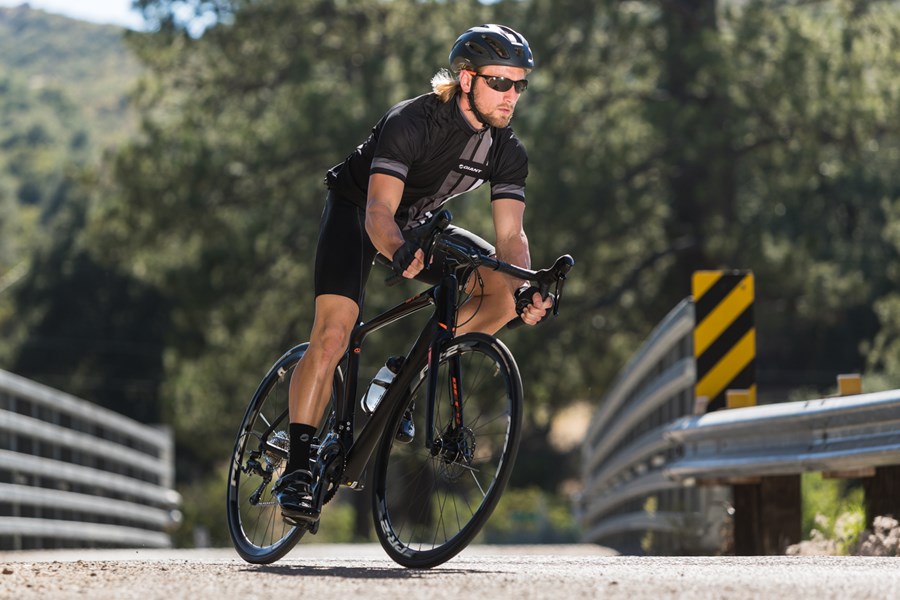 Xe đạp đua GIANT 2016 DEFY ADVANCED 1 2017 đen cam Composite Neon Orange