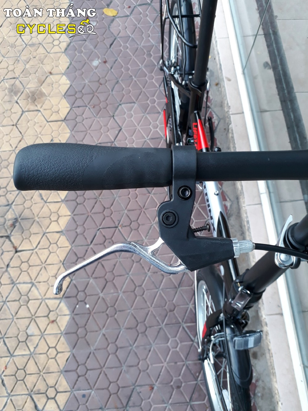 Xe đạp gấp LIFE 1.0 2018 Black Grey Red