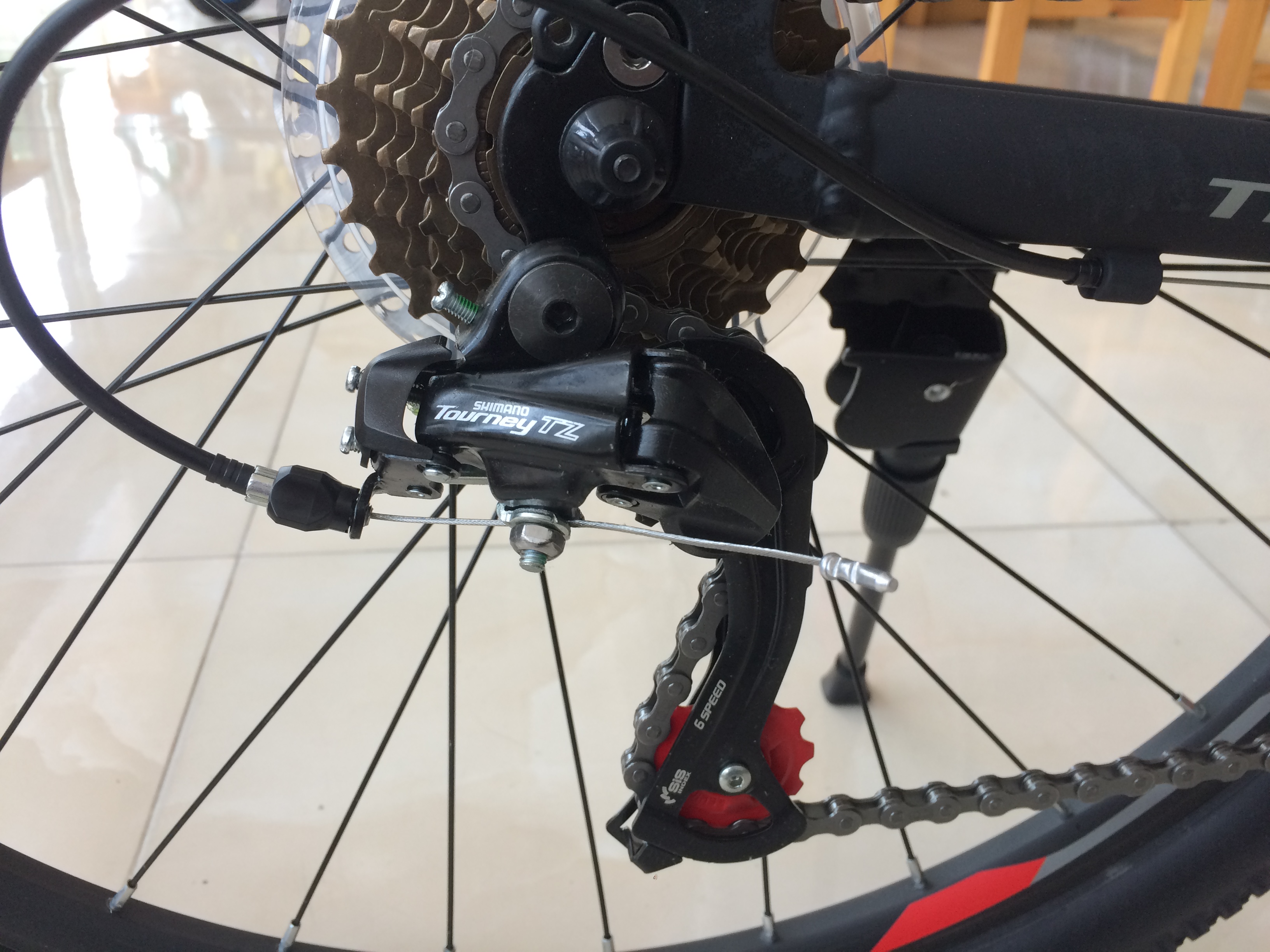 Xe đạp địa hình TrinX TX18 2018 Black Red