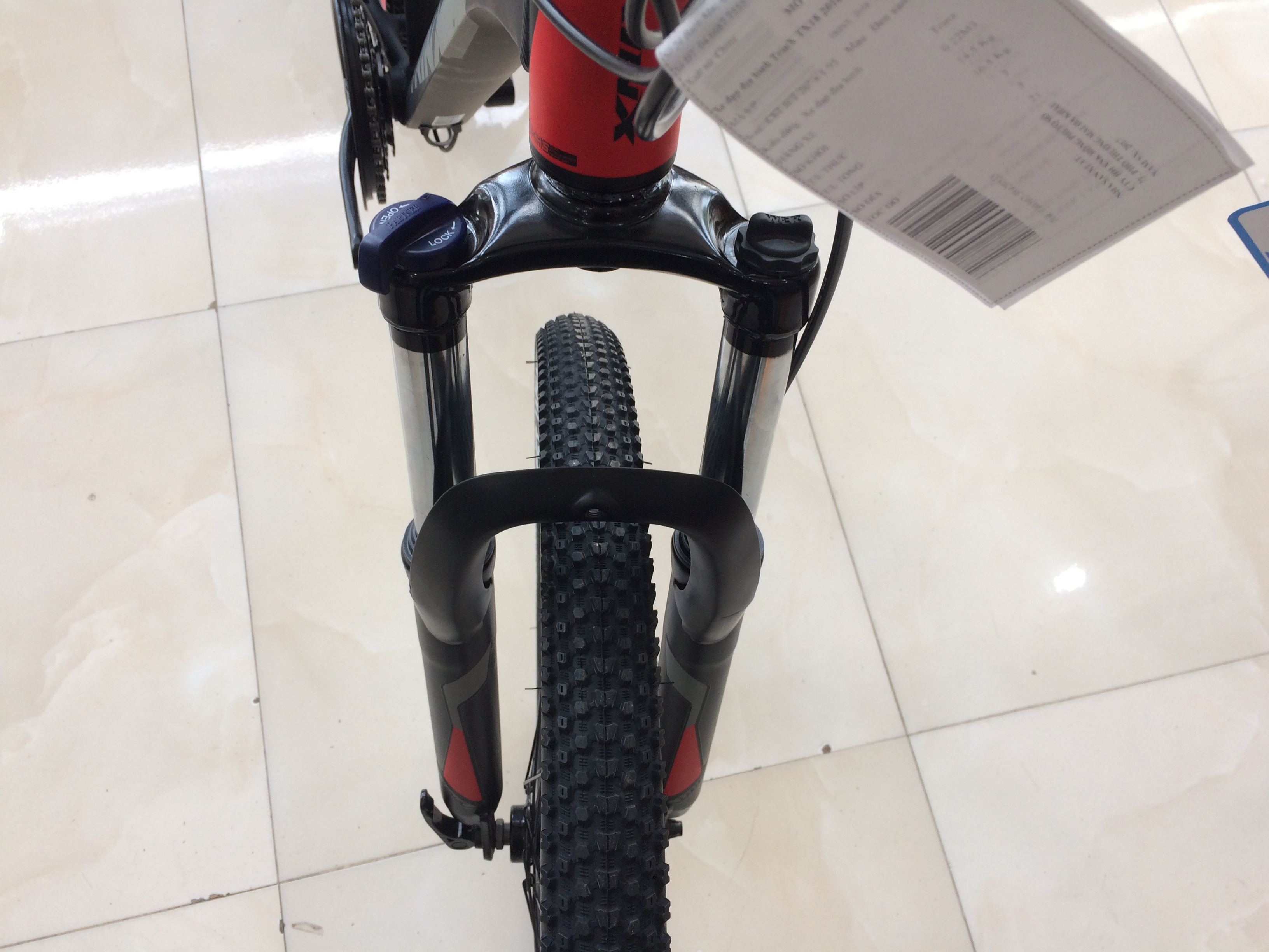 Xe đạp địa hình TrinX TX18 2018 Black Red