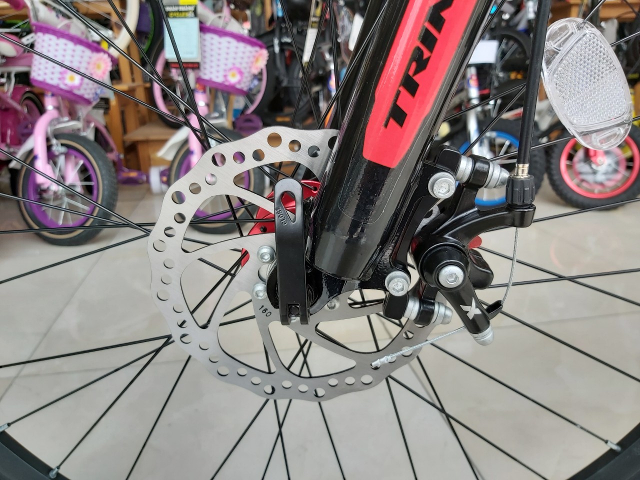 Xe đạp địa hình TrinX TX18 2019 White Red