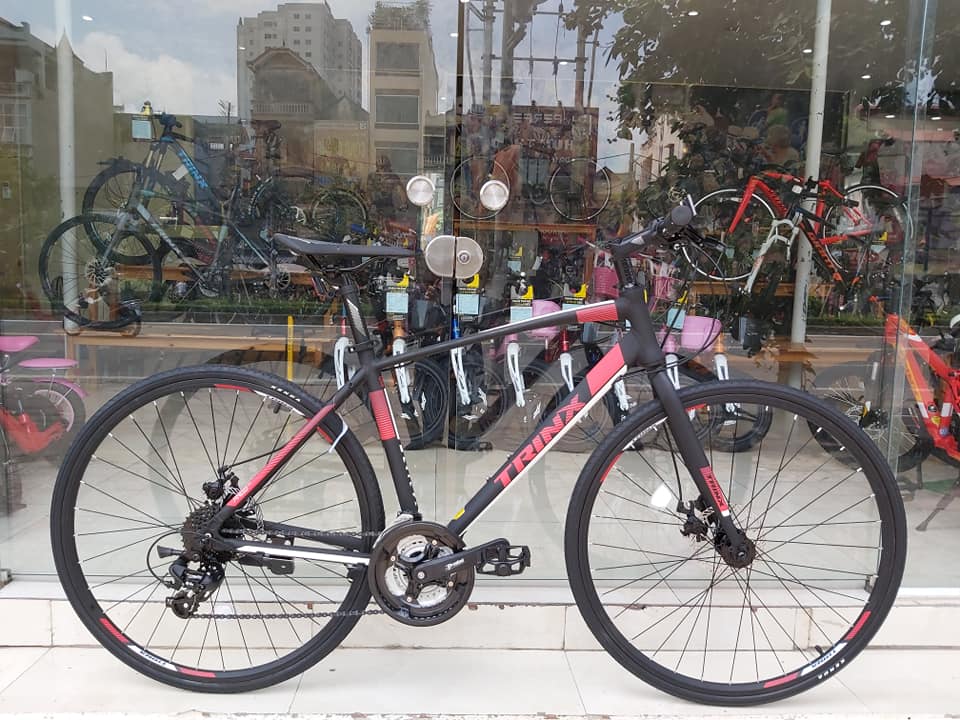 Xe đạp thể thao TRINX FREE 2.0 2019 Black White Red