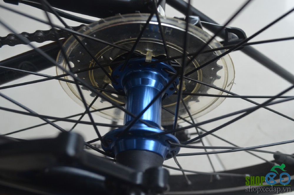 Xe đạp thể thao JETT KINETIC 2015 trục sau