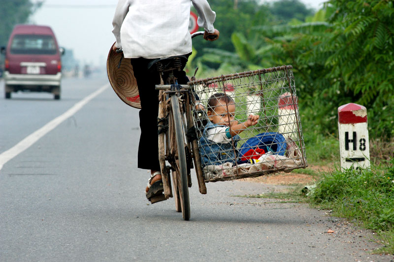 Xe đạp không chỉ là phương tiện di chuyển, mà còn thể hiện rất nhiều nghề nghiệp và văn hóa của người Việt Nam. Hãy cùng xem hình ảnh về xe đạp của người Việt và cảm nhận sự đa dạng văn hóa tuyệt vời của chúng ta.
