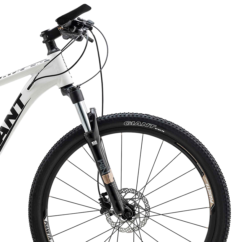 Xe đạp thể thao Giant ATX 870 2016