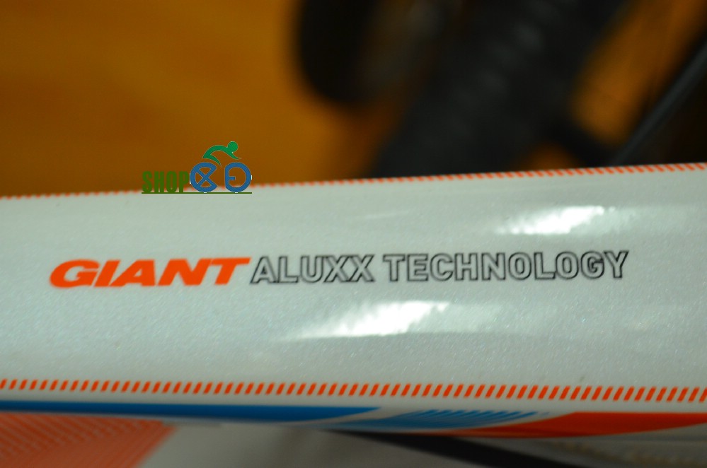 Giant 2014 ATX 690 HD khung nhôm nhẹ