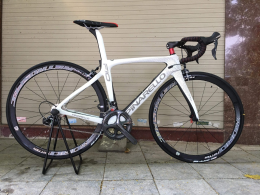 Xe đạp đua Pinarello DogMa F10 165 Shiny White/Matt Carbon Ultegra 6800