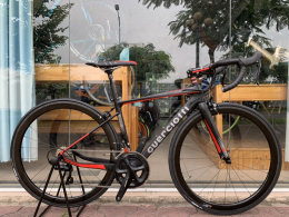 Xe đạp đua Guerciotti Cartesio 105 R7000 Full Carbon Black Red