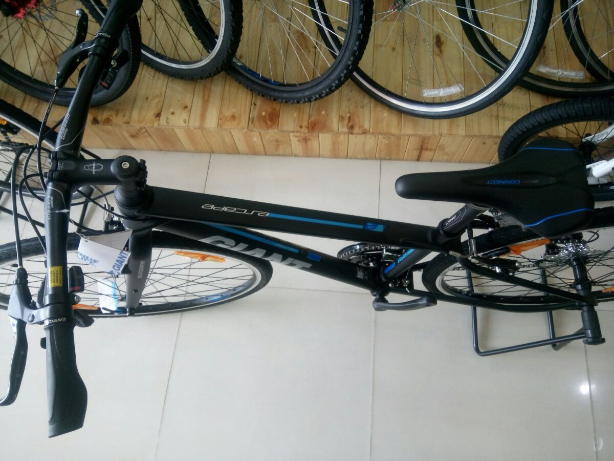 Xe đạp thể thao GIANT ESCAPE 2