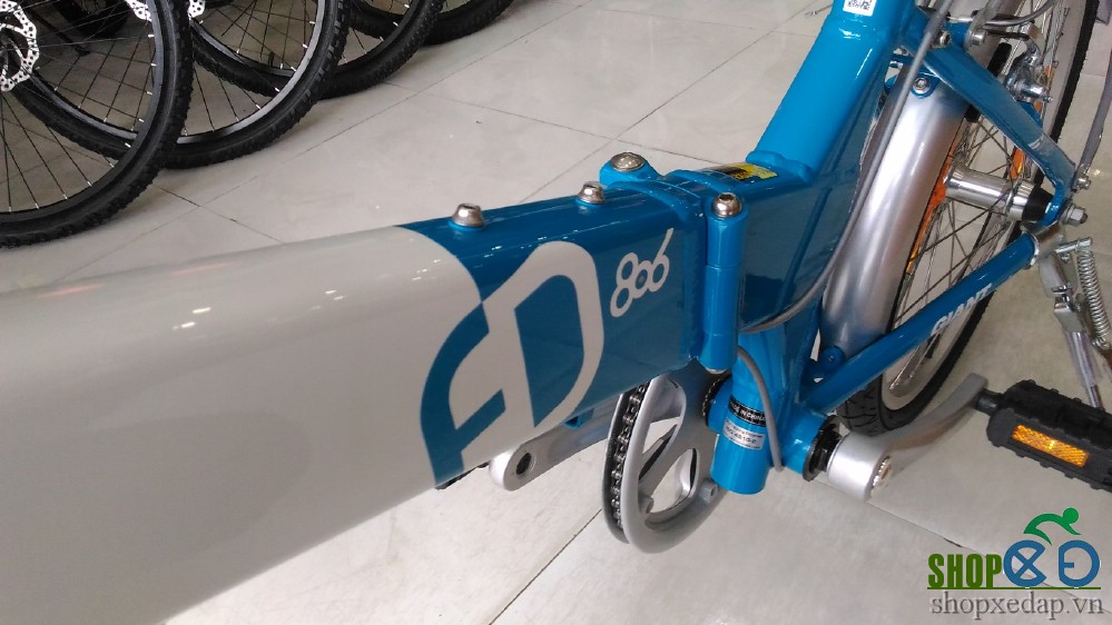Xe đạp gấp Giant FD-806 2017 
