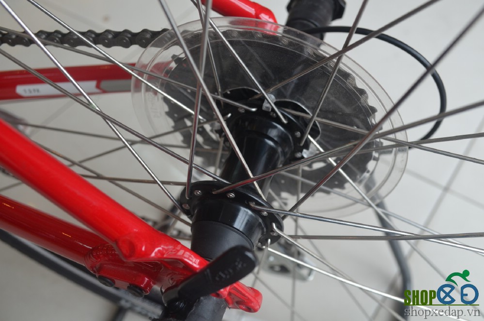 Xe đạp thể thao Trek 7.2 FX Red