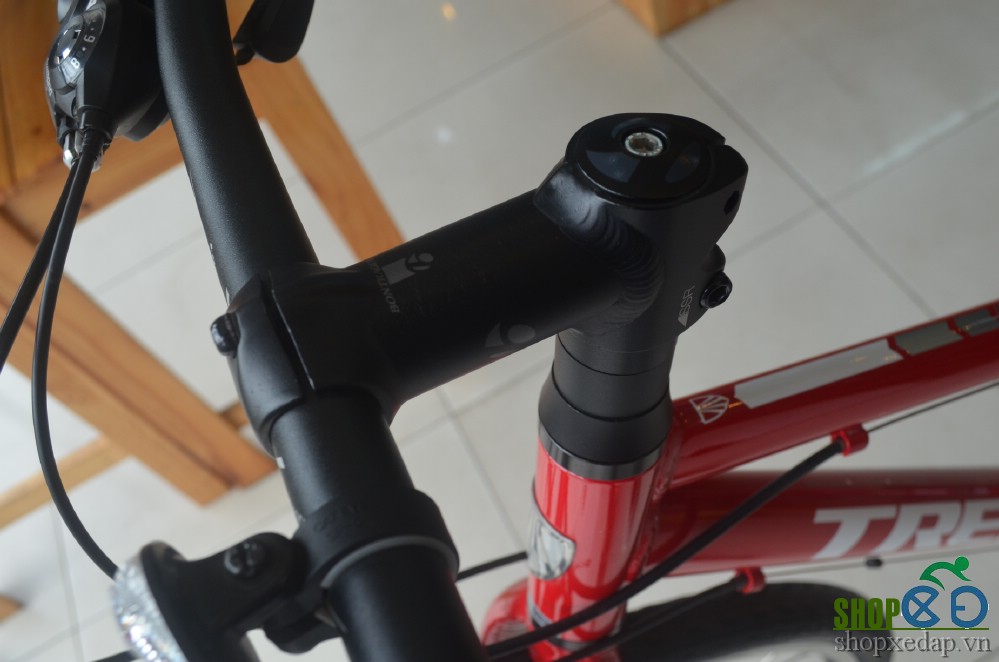 Xe đạp thể thao Trek 7.2 FX Red potang 
