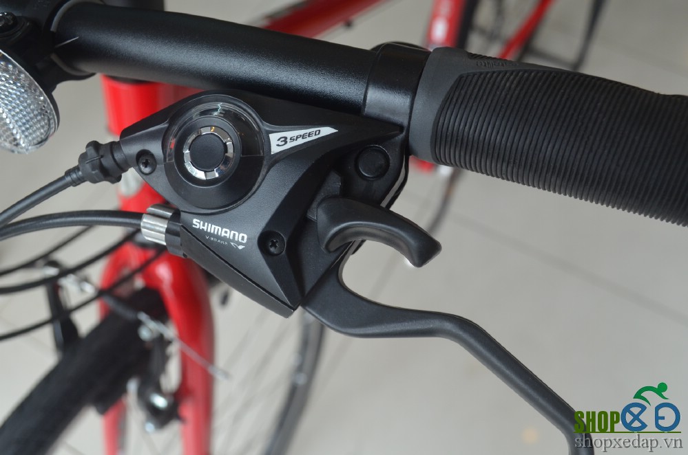 Xe đạp thể thao Trek 7.2 FX Red tay đề