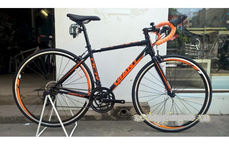 Xe đạp đua Giant OCR 2600 2017 đen cam black orange