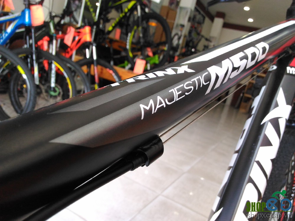 Xe đạp địa hình TrinX Majestic M500 2017