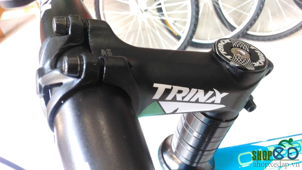 Xe đạp thể thao TRINX FREE 1.0 2017