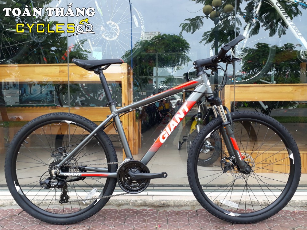 Xe đạp thể thao GIANT ATX 660 2019 Xám đỏ