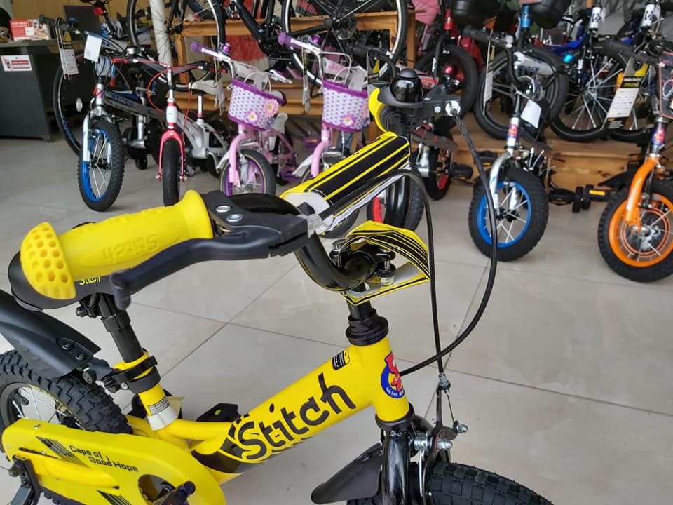 Xe đạp trẻ em Stitch 904 12 Vàng
