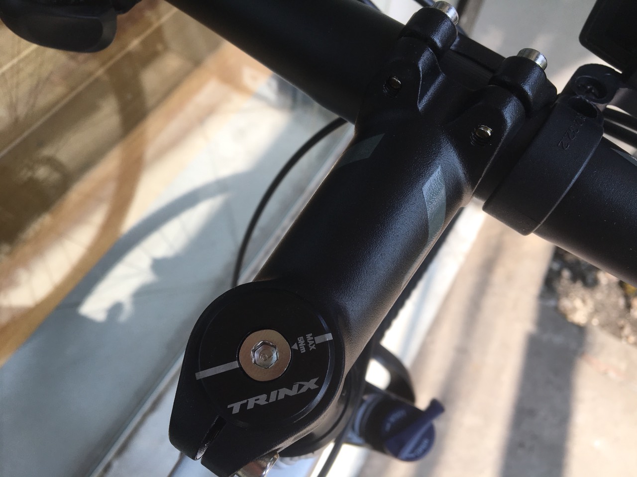 Xe đạp địa hình TrinX TX20 2018 Silver Black