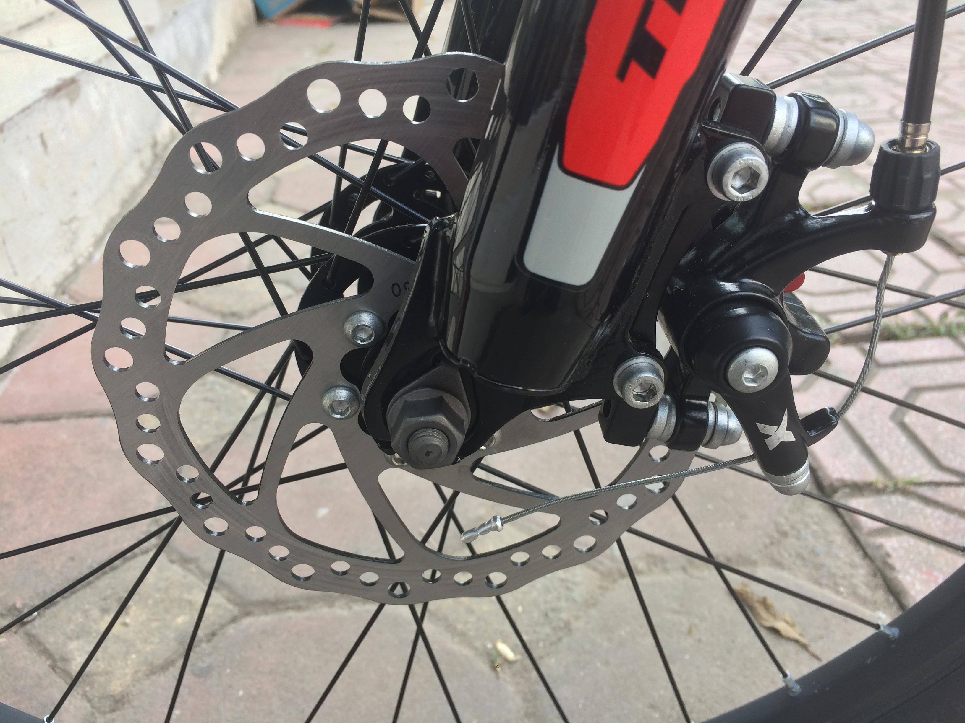 Xe đạp địa hình TrinX TX14 2019 Black Red