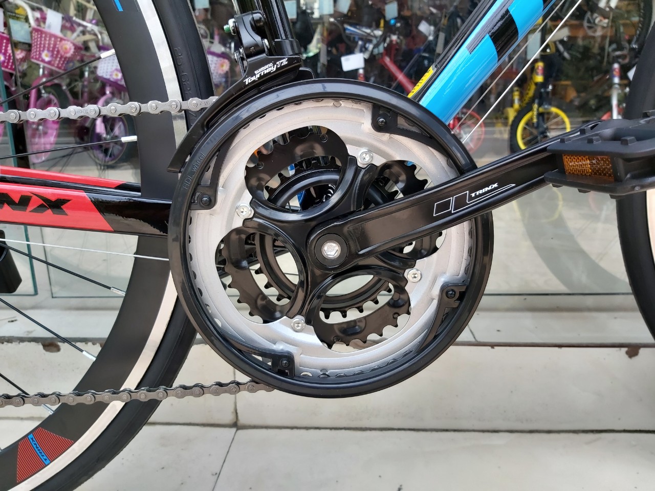 Xe đạp đua TRINX TEMPO1.0 2019 Đen đỏ xanh dương