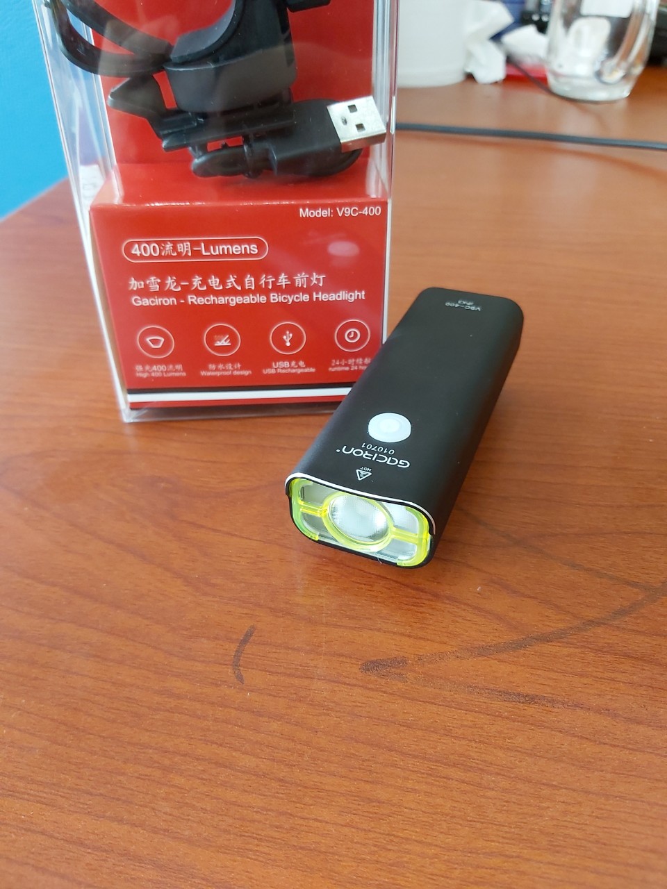 Đèn trước sạc USB Gaciron VS9-400