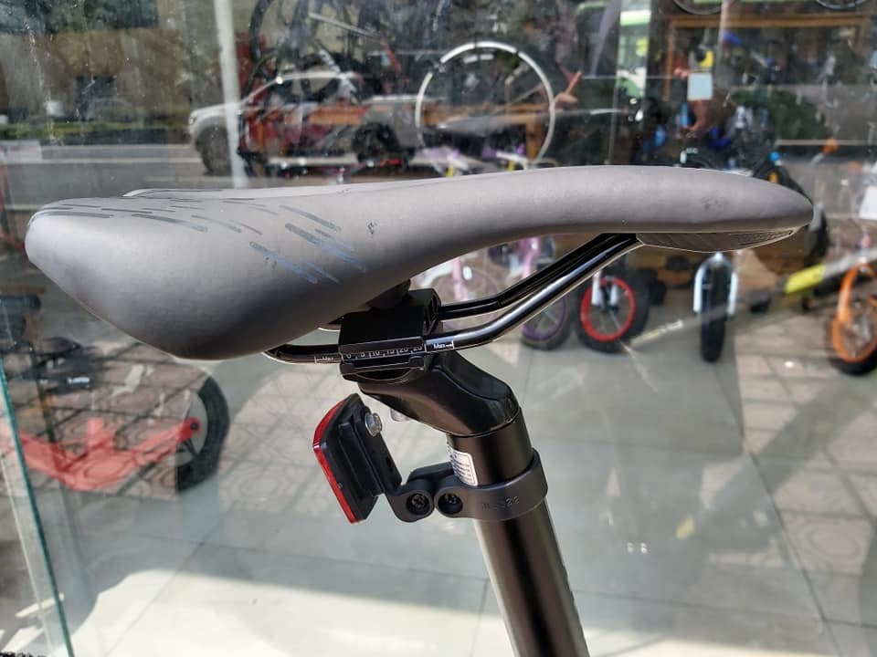 Xe đạp địa hình TRINX Elite D700 2019 Black Green