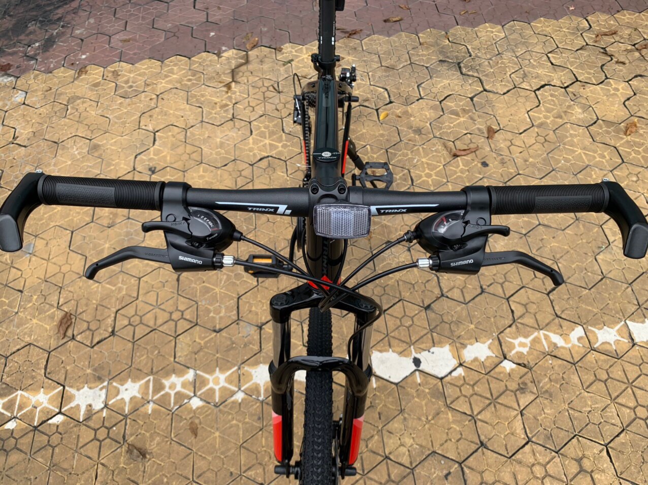 Xe đạp địa hình TrinX TX16 26 2020 Đen Đỏ