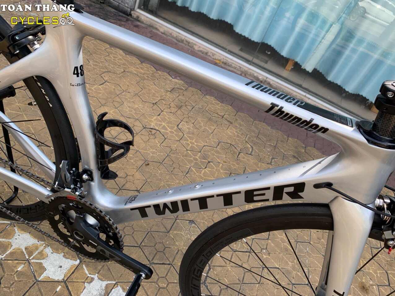 Xe đạp đua Twitter Thunder Plus R2000 2021 Silver Black