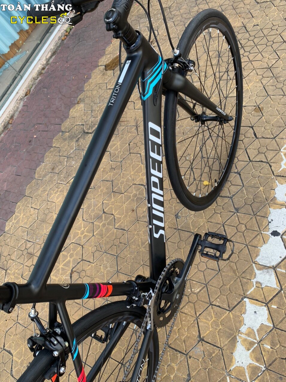 Xe đạp thể thao Sunpeed Touring Triton 2020 Black