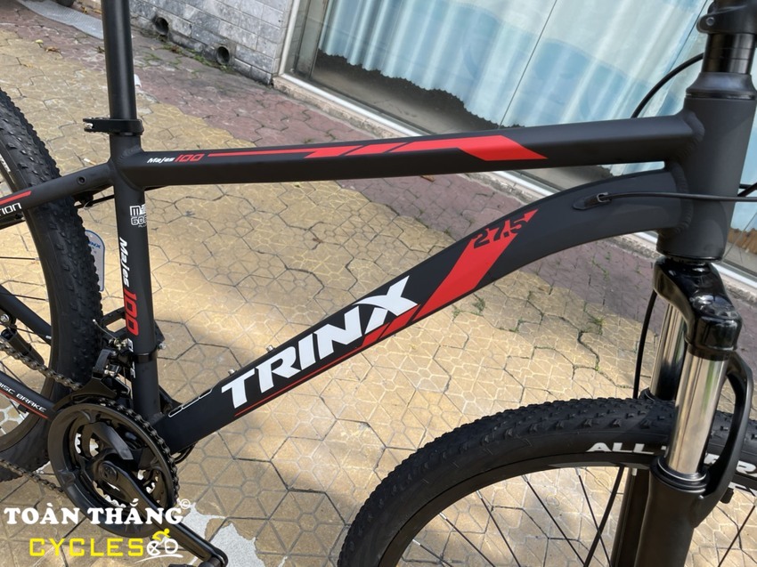 Xe đạp địa hình TrinX M100 27-5 2021 Đen Đỏ