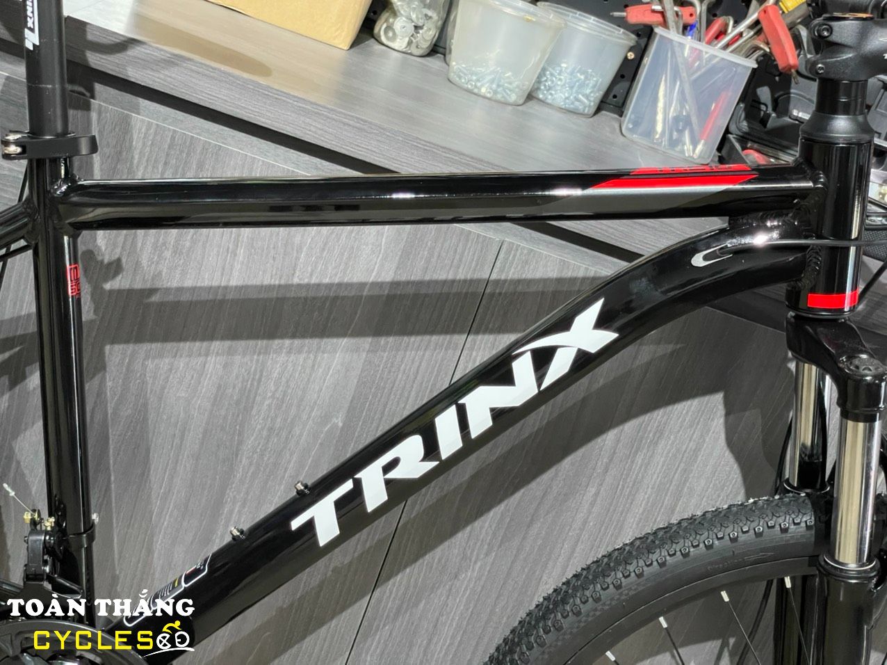 Xe đạp địa hình TrinX TR216 26 2022 Đen Đỏ
