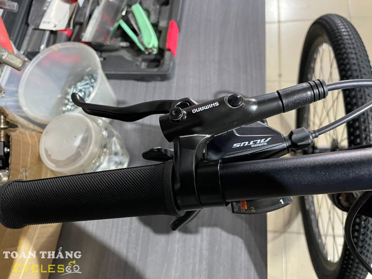 Xe đạp địa hình TRINX Elite D700 Altus 27.5 2022 Black Red