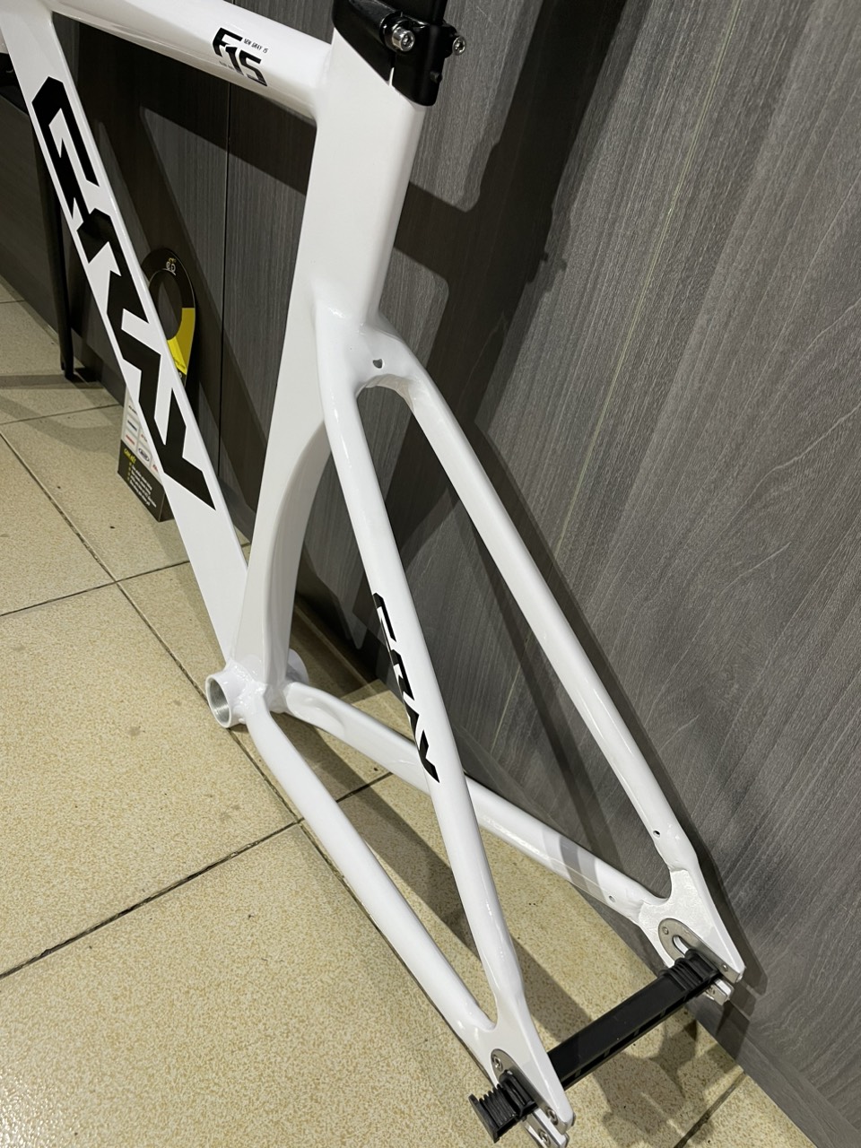 Khung xe đạp Fixed Gear Gray F15 White Black