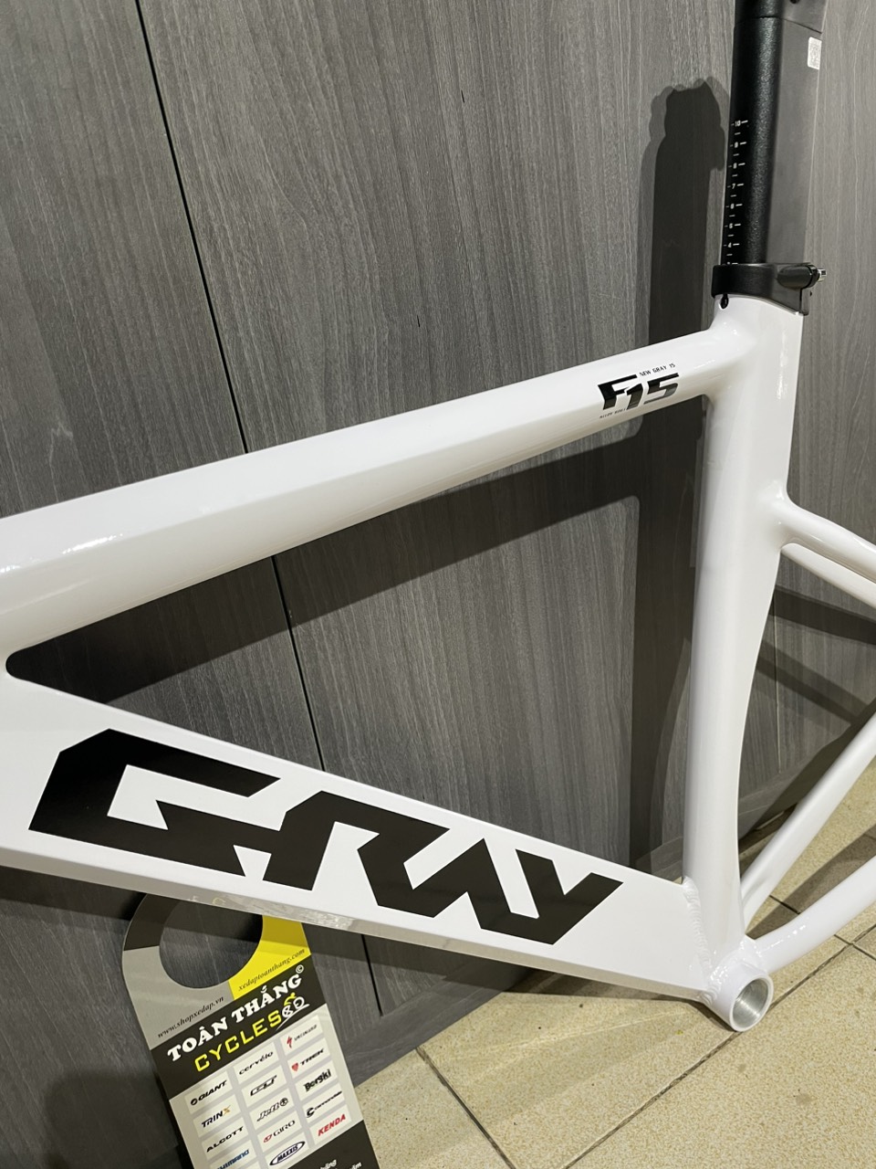 Khung xe đạp Fixed Gear Gray F15 White Black
