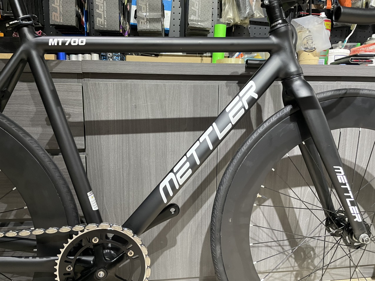 Xe đạp Fixed Gear Mettler MT700 Full nhôm Đen