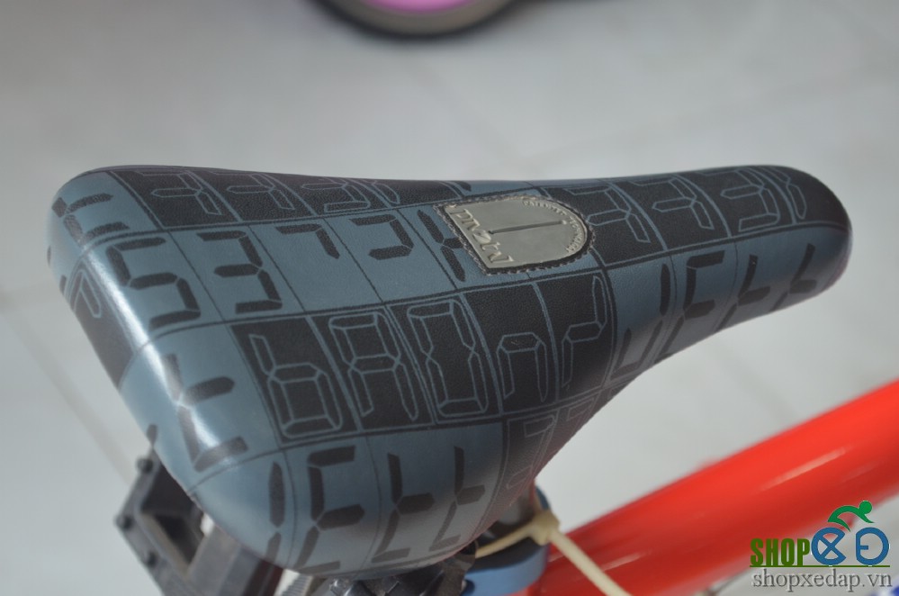 Xe đạp BMX JETT BRONX 2015 yên